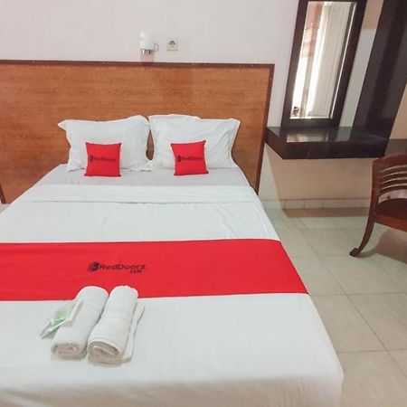 Hotel Reddoorz At Pujon Malang Batu  Exterior foto