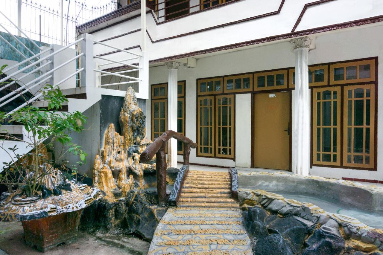 Hotel Reddoorz At Pujon Malang Batu  Exterior foto