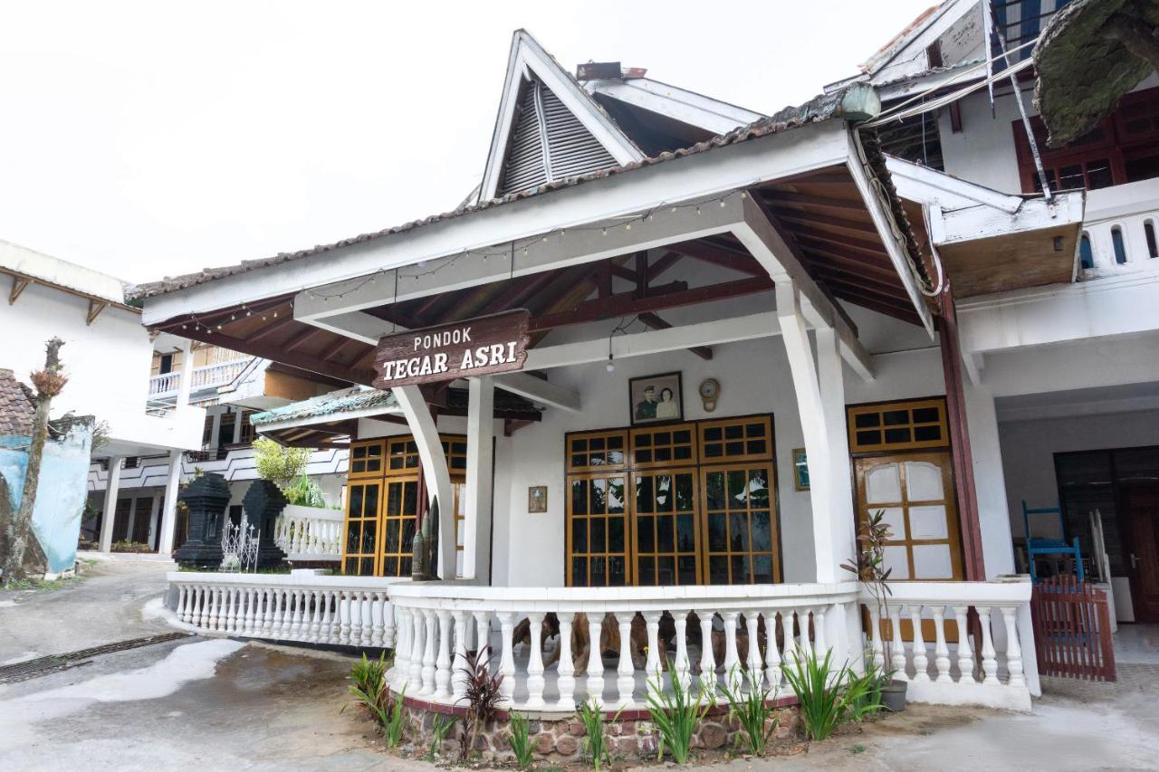 Hotel Reddoorz At Pujon Malang Batu  Exterior foto