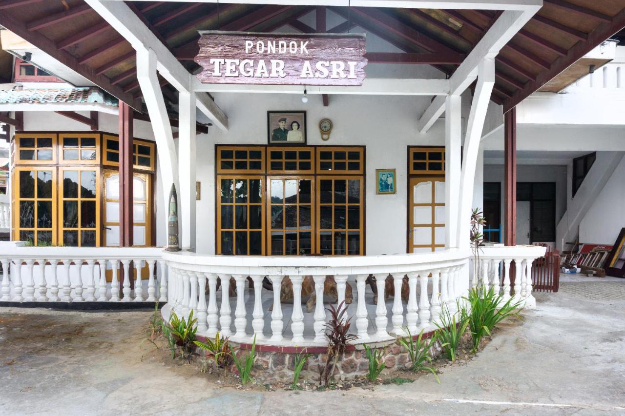 Hotel Reddoorz At Pujon Malang Batu  Exterior foto