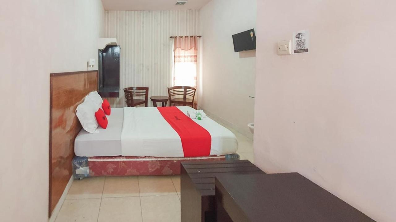 Hotel Reddoorz At Pujon Malang Batu  Exterior foto
