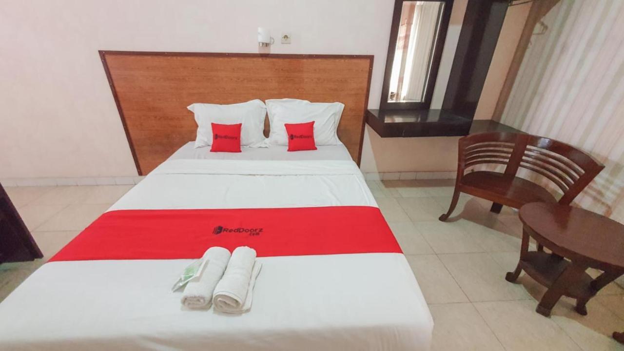 Hotel Reddoorz At Pujon Malang Batu  Exterior foto