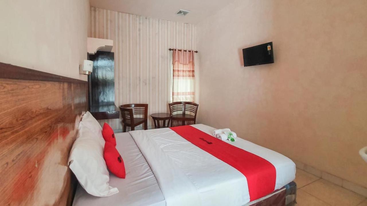 Hotel Reddoorz At Pujon Malang Batu  Exterior foto