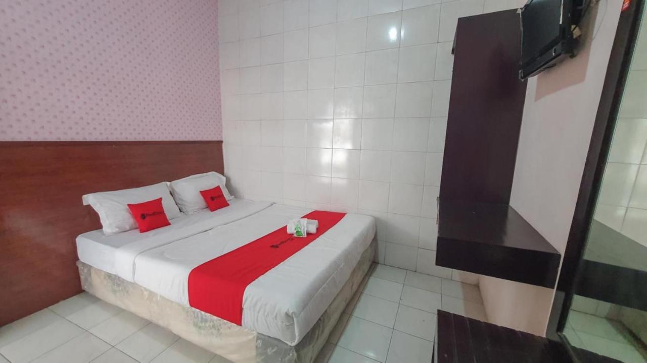 Hotel Reddoorz At Pujon Malang Batu  Exterior foto
