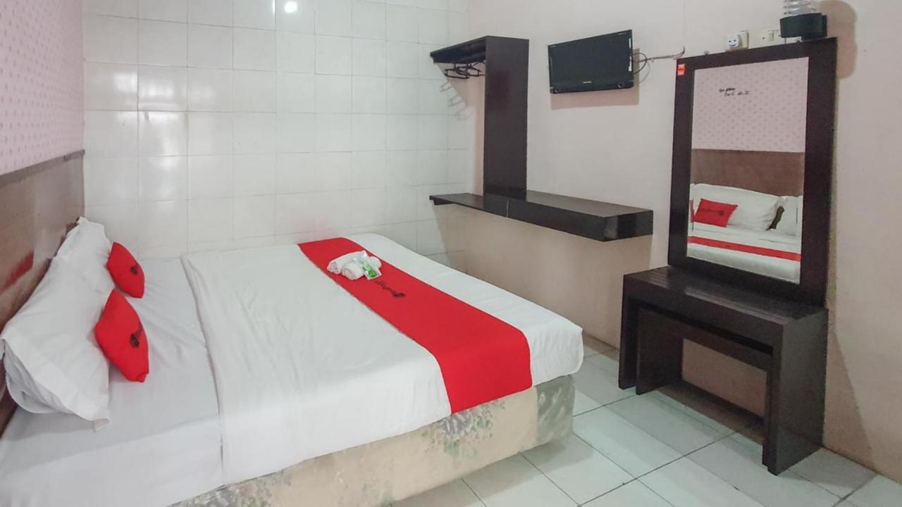 Hotel Reddoorz At Pujon Malang Batu  Exterior foto