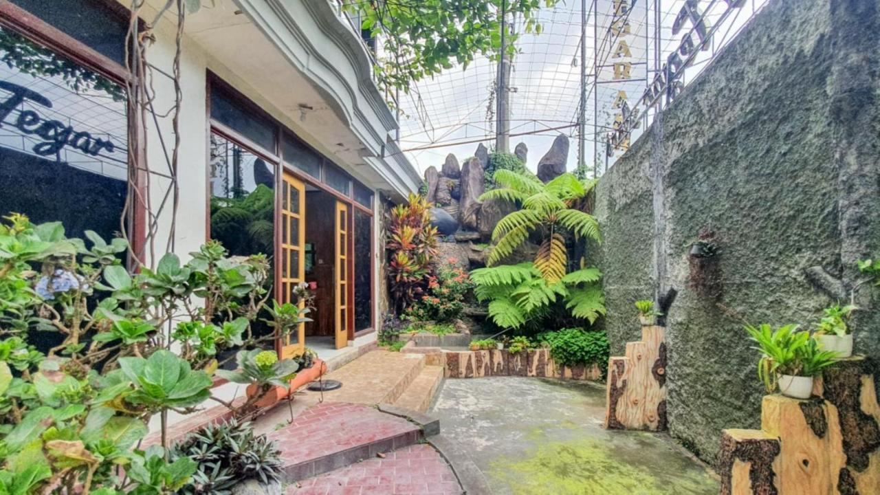Hotel Reddoorz At Pujon Malang Batu  Exterior foto