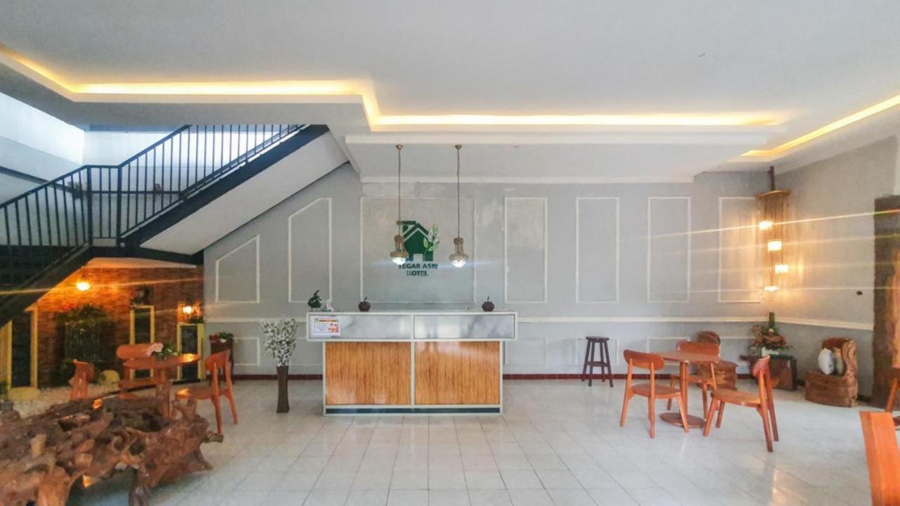 Hotel Reddoorz At Pujon Malang Batu  Exterior foto